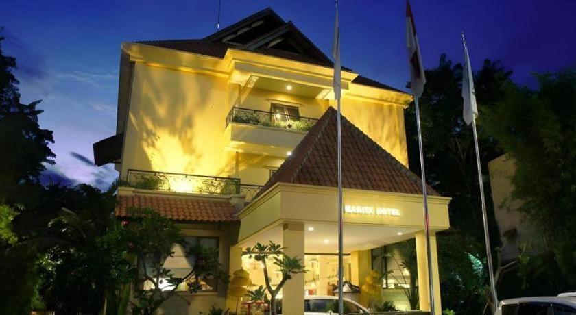 Narita Classic Hotel Surabaya Ngoại thất bức ảnh